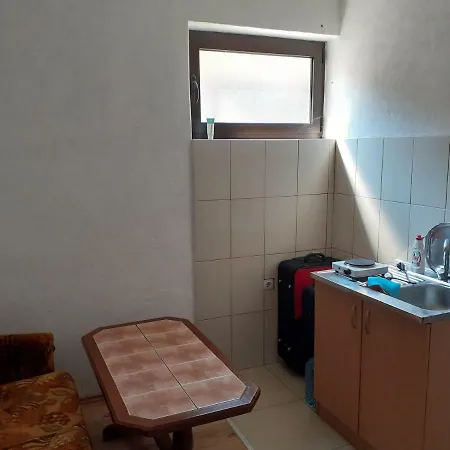 Stan Na Dan Apartment Kalesija